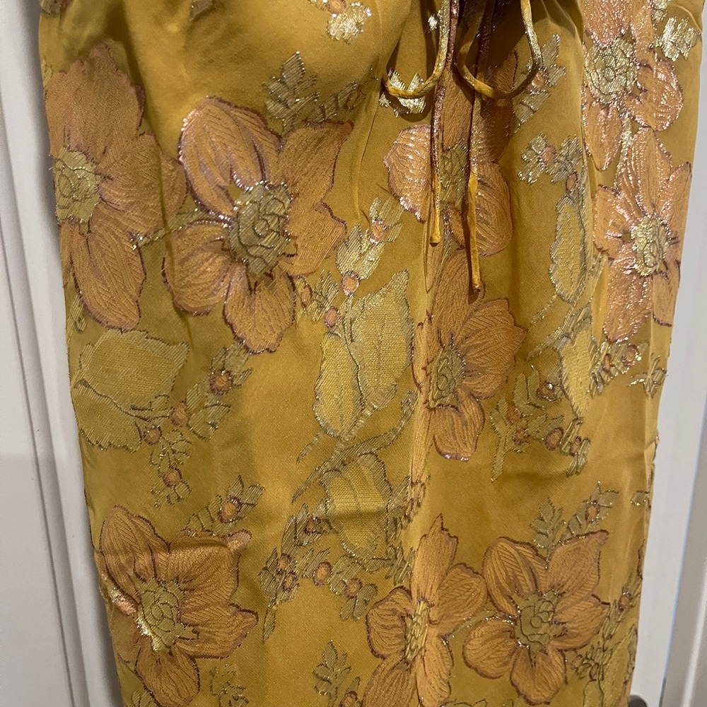 Rumored Gold Floral Midi Dress - Picture 4 of 4